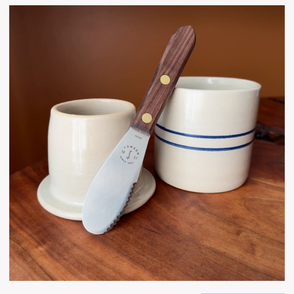 Field butter bell ceramic diapenser